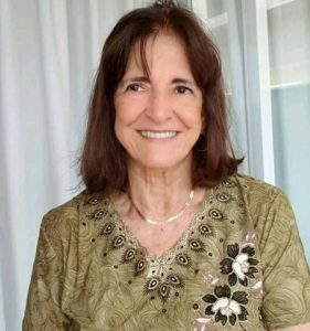 Arlete Mendes Branco
Faleceu dia 18 de fevereiro, aos 81 anos, a professora de Língua Portuguesa, Arlete Mendes Branco. Casada com Manoel Carlos Branco, são seus filhos Alexandre Mendes Branco, Ana Paula Mendes Branco e Rogério Mendes Branco; netos Eduarda, Larisse, Yuri, Thales, Tarsila, Júlio e Clara. Ela é filha de Miguel Mendes e Alice Costa Mendes e sãos seus irmãos Marlene Mendes, e os já falecidos Rubens Mendes e Jorge Mendes 


