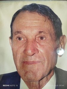 Dorival da Silva Pereira
Faleceu dia 9 de abril, aos 94 anos, o Delegado de Ensino aposentado, professor e advogado, Dorival da Silva Pereira, casado com a professora Maria José Barbosa Pereira. São seus filhos Luciane Aparecida da Silva Pereira e Luciano Emanuel da Silva Pereira e nora Marli Alves Machado. Ele é filho de Daniel Pereira e Maria Volpe Pereira.
