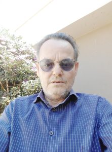 GRYLO
Dia 14 de abril, comemora aniversário, o vice-prefeito Marcos Antônio Sampaio (“Grylo”). Ele recebe os parabéns da esposa Yara Maria Sandoval Terra Sampaio, dos filhos Marco Antônio Sandoval Terra Sampaio, Talita Sandoval Terra Sampaio e Lucas Sandoval Terra Sampaio, da neta Clara Sandoval Sampaio Silva, dos familiares e amigos
