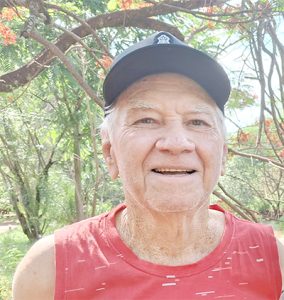 Aristótele Silvério
Faleceu dia 30 de abril, aos 78 anos. Aristótele Silvério, casado com Antônia Rocha Silvério. São seus filhos Elaine Cristina Silvério e Wellington Augusto Rocha Silvério, netos Mariani Vitória Beliziaro Silvério, Milena Beliziário Silvério e Enzo Augusto Silvério. Ele é filho de Vicente Silvério e Eugênia Silvério.