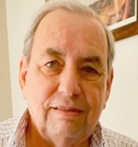 Marco Antônio da Cruz Macedo (“Marquinho Macedo”)
Faleceu dia 10 de maio, aos 71 anos, Marco Antônio da Cruz Macedo (“Marquinho Macedo”), casado com Maria do Carmo Amorin Sandoval Macedo. São seus filhos Ana Laura Sandoval  Macedo, casada com Dr. Paulo Hilário Valin Ferreira; Dra. Ana Carolina Sandoval Macedo, casada com Dr. Thales Parenti Silveira e Marco Antônio da Cruz Macedo, casado com Izabel Cristina Marques de Souza, netos Gabriela Macedo Ferreira e Daniel Macedo Parenti. Ele é filho de Domingos Nunes Macedo e Ilka da Cruz Macedo (ambos falecidos) e são seus irmãos Maria Martha da Cruz Macedo Barbosa, casada com Sérgio de Freitas Barbosa (in memoriam); João Antônio da Cruz Macedo, casado com Maria Thereza Pontes da Cruz Macedo e Maria Izilda da Cruz Macedo, casada com José Augusto de Lima Sandoval e cunhado de João Luiz Amorim Sandoval.