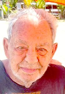 Fredney Vitale
Faleceu dia 1º de julho, aos 84 anos, Fredney Vitale, casado com Maria de Fátima Rici Vitale. São seus filhos Fredney Vitale Filho, casado com Juliana e Ingrid Vitale, netos Thomaz, Vicenza e Pedro. Ele é filho de Antônio Vitale e Isolina Castellani Vitale.

