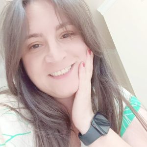 ANA CRISTINA 
Dia 25 de outubro, comemora aniversário, Ana Cristina Martins Cassiano Dantas, casada com Daniel Dantas. Ela recebe os parabéns do esposo, do filho Luiz Felipe Martins Cassiano Dantas, dos pais Maria Ernestina Martins Alves Cassiano (“Tina”) e José Luiz Alves Cassiano, dos familiares e amigos