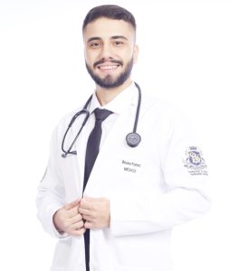 BRUNO
Dia 29 de outubro, comemora aniversário, o médico Dr. Bruno Tolentino Foroni. Ele recebe os parabéns dos pais Adilson Foroni dos Santos e Selma Helena P. Tolentino Foroni, do irmão Rafael Tolentino Foroni, dos avós Maria Helena Peres Tolentino e Dorival Tolentino, dos familiares e amigos
