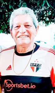 PIZIN 
Comemora aniversário, dia 30 de outubro, Edson Ribeiro (“Pizin”). São seus filhos Júnior, casado com Juliana Queiros; Andréia, casada com Gilson; Ednéia, casada com Everaldo e Renata, casada com Guilherme. Ele recebe os parabéns dos filhos, dos netos Michele, Juninho, Kimberly, Kemely, Lucas Leonardo, Heloisa, Antonella, das bisnetas Helena e Beatriz, dos familiares e amigos
