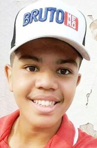 Diego Alves Lemes Gregório
Faleceu aos 17 anos, dia 11 de dezembro, o estudante Diego Alves Lemes Gregório, filho de Elisa Alves de Oliveira Lemes e Daniel Ferreira Gregório. Ele deixa os irmãos Vinícius de Oliveira Lemes Gregório e Victória de Oliveira Lemes Gregório.<br>
