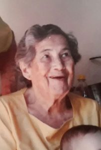 Faleceu aos 84 anos, dia 9 de dezembro, Maria Aparecida Mendes Mendonça, casada com Nelson Teixeira Mendonça. Sãos seus filhos Edna Helena Mendonça, Edir Aparecida Mendonça Manceira, casada com Carlos Roberto Maceira, Edvaldo Mendonça, casado com Eliete Neves Mendonça e Edson Antônio Mendonça, casado com Regina Mendonça e netos Fabrício, Daniela, Rafael, Ana Laura, Gabriel e Gabriele e a bisneta Manuela. Filha de José Francisco Mendes e Octávia Junqueira Mendes, são seus irmãos Walter Junqueira Mendes e Francisco Junqueira Mendes.<br> 
