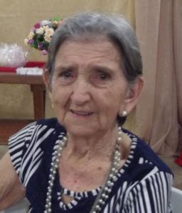 Dirce 
Gonçalves 
Lima
Faleceu dia 17 de dezembro, aos 92 anos, Dirce Gonçalves Lima, casada com José Pereira Lima (in memoriam). São seus filhos Gilberto, Sebastião, José Aparecido, Maria das Dores, Aparecida e Carlos Henrique. Ela, que deixa netos, bisnetos e noras, é filha de Manoel Gonçalves Pereira e Maria Gonçalves Pereira (ambos falecidos), e são seus irmãos Paulo (in memoriam), Aparecido (in memoriam), Anésia, Nilton, Dionísia, Elza, Nadir e Augusta
