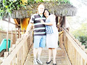 Reginaldo e Madalena
Dia 29 de janeiro, comemoram 38 anos de casados, Bodas de Carvalho, Reginaldo de Jesus Vieira e Maria Madalena dos Santos Vieira. Eles recebem os parabéns dos filhos Thaismara, Matheus e Esthevão, dos familiares e amigos
