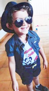 MATHEUS HENRIQUE 
Dia 23 de fevereiro, comemora aniversário, Matheus Henrique Barbosa Xavier. Ele recebe os parabéns dos pais, Andreza da Silva Barbosa Xavier e Aldo Francisco de Faria Xavier, dos avós Marli Faria, Maria das Graças e Antônio Mário, dos padrinhos Rodrigo e Larissa, dos familiares e amigos
