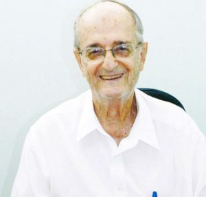 DR. SICCA 
Dia 25 de março, comemora aniversário, um dos mais conceituados e queridos médicos de Ituverava, Dr. José Ângelo Sicca. Ele recebe os parabéns da esposa, Neuza Maria Assed Sicca, dos filhos José Ângelo Sicca Filho (“Siquinha”), casado com Leandra de Freitas Gibaile Sicca; Raquel Sicca Isidoro, casada com Manoel Isidoro e José Adriano Sicca, casado com Tatiana Adriano Sicca, dos netos, familiares e amigos
