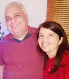 HAMILTON 
Dia 21 de março, comemora aniversário, o empresário Hamilton Oliveira Silva. Ele recebe os parabéns da esposa Lisiany Freitas Santos, das filhas Laís Freitas Oliveira e Lara Freitas Oliveira, dos amigos rotarianos e familiares
