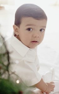 RAUL 
Dia  25 de março, comemora um aninho, Raul dos Santos Alves Marchiori Costa, filho de Arthur Marchiori Costa e Vitória dos Santos Alves. Ele recebe os parabéns dos pais, dos avós Renato Scapim e Paula Marchiori e Reinaldo Alves e Joana Santos,  das tias Natália, Jéssica e Priscila, dos familiares e amigos 
