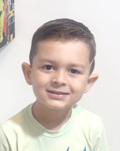 RAFAEL 
Dia 26 de março, comemora aniversário, Rafael Sandoval Beicker. Ele recebe os parabéns dos pais Wilker Beicker e Viviane Ribeiro Sandoval Beicker, do irmão Enzo Sandoval Beicker, dos avós Edson Beicker/Clara Leite Beicker, e Antônio Márcio Ribeiro Sandoval/Regina de Souza Silveira Sandoval, dos familiares e amigos
